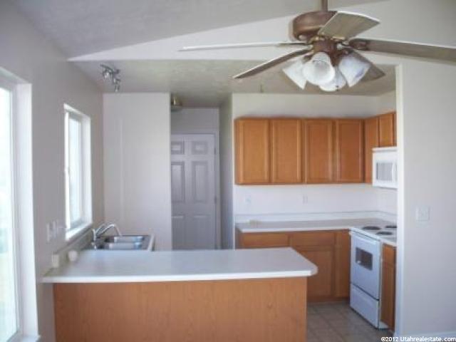 3949 Augusta Dr, Syracuse, UT 84075 — photo 3
