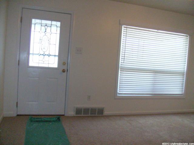 186 E 9000 St S, Sandy, UT 84070 — photo 2