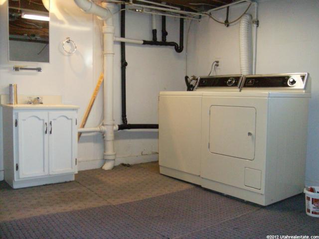 186 E 9000 St S, Sandy, UT 84070 — photo 11