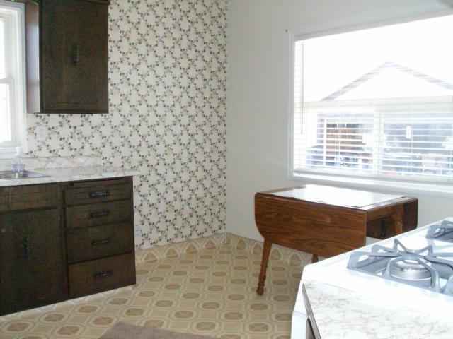 186 E 9000 St S, Sandy, UT 84070 — photo 4