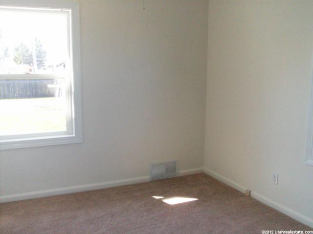 186 E 9000 St S, Sandy, UT 84070 — photo 7