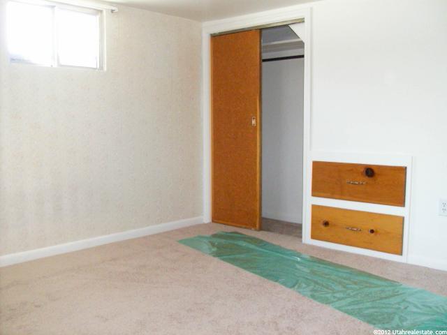 186 E 9000 St S, Sandy, UT 84070 — photo 9