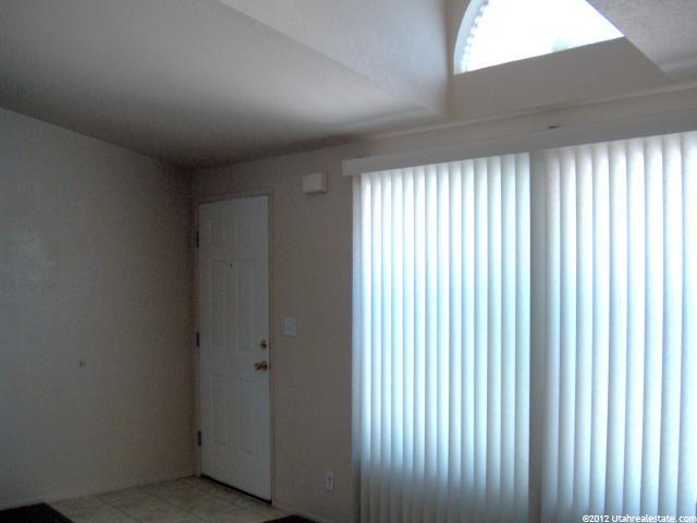 9709 S Moonlight Dr, Sandy, UT 84070 — photo 6