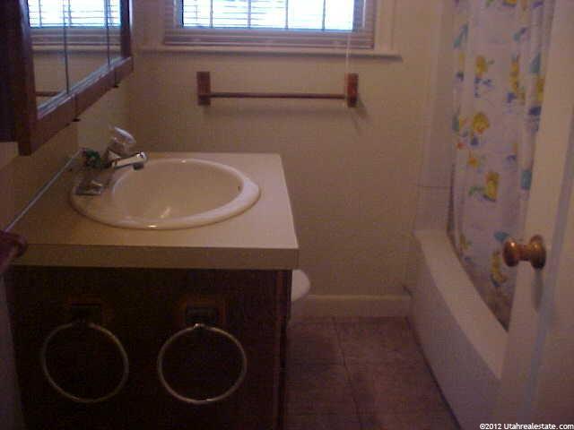 1041 E Darling S, Ogden, UT 84401 — photo 3