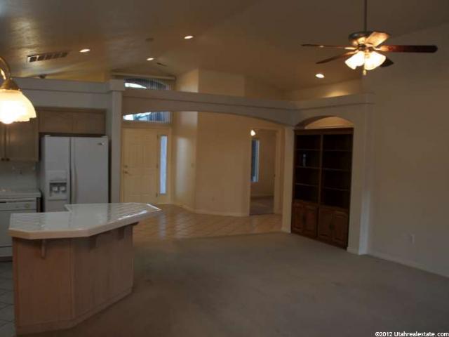 647 N 2240 E, St. George, UT 84790 — photo 5