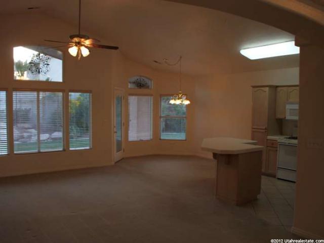 647 N 2240 E, St. George, UT 84790 — photo 6