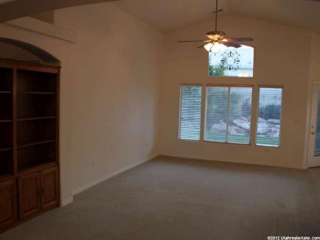 647 N 2240 E, St. George, UT 84790 — photo 9