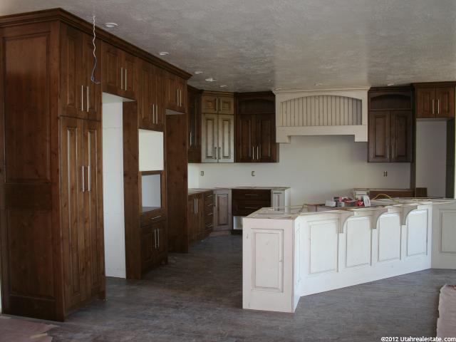 4442 S 2700 E, Holladay, UT 84124 — photo 4