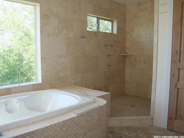 4442 S 2700 E, Holladay, UT 84124 — photo 6