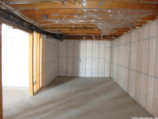 485 N 400 W, Tremonton, UT 84337 — photo 9