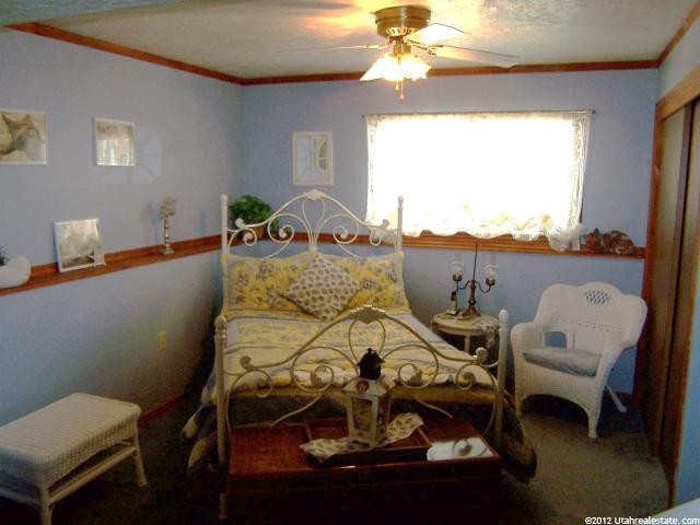 5866 S 2775 W, Roy, UT 84067 — photo 11