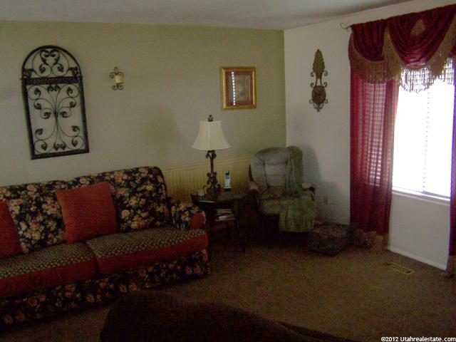 5866 S 2775 W, Roy, UT 84067 — photo 3