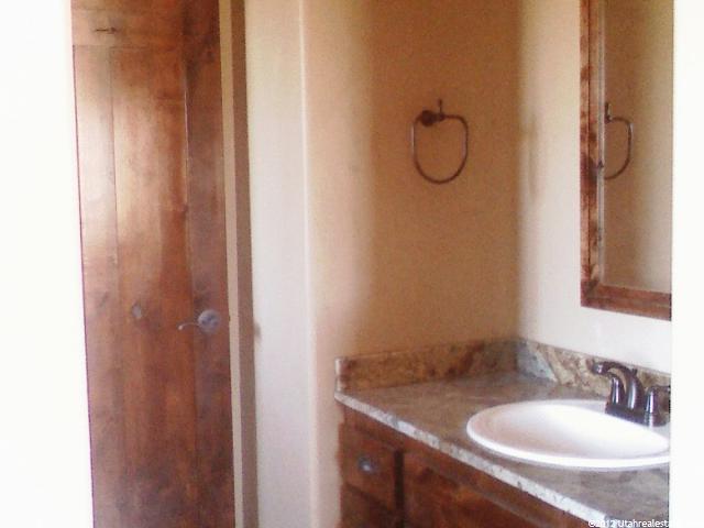 232 N Mountain Vw, Central, UT 84722 — photo 9