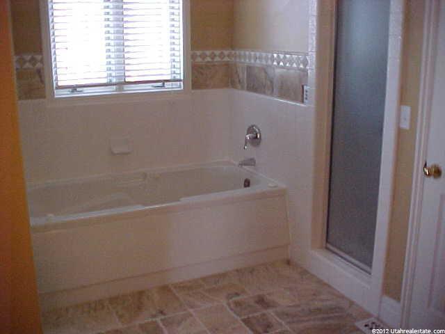910 E 300 N, Hyde Park, UT 84318 — photo 8