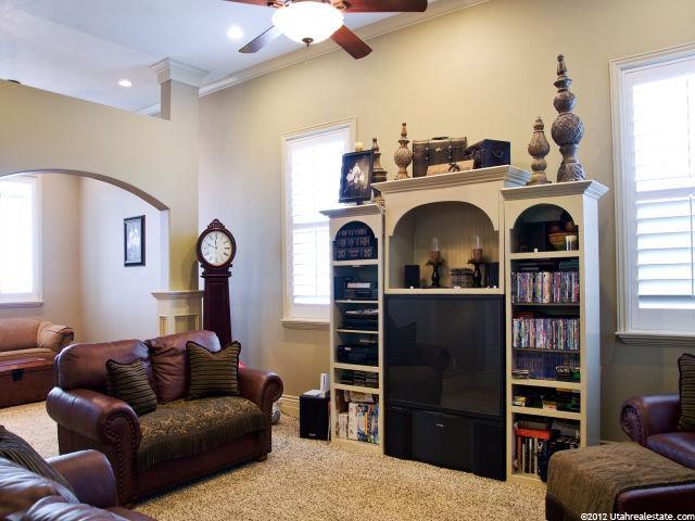 639 E Eagleridge Dr, North Salt Lake, UT 84054 — photo 3