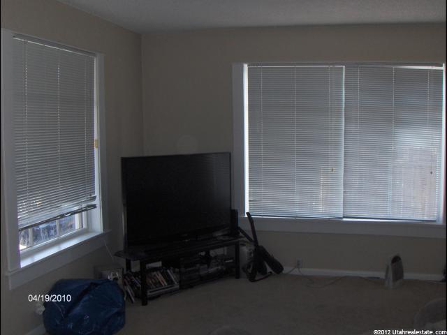 377 S 0100 W, Logan, UT 84321 — photo 6