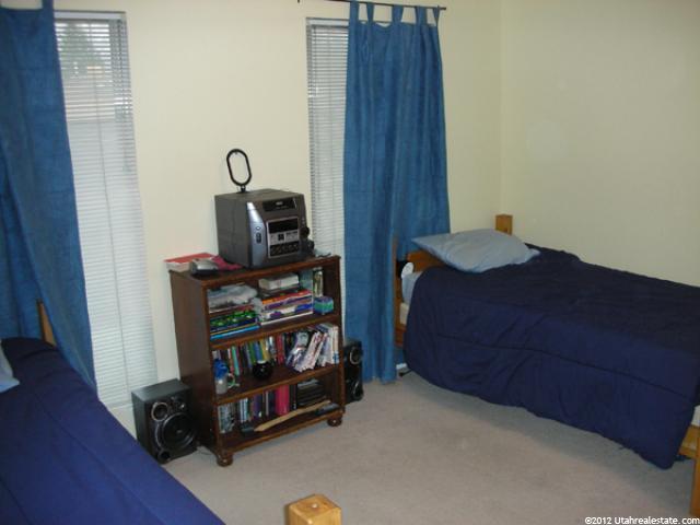 10198 Mount View Dr, Sandy, UT 84070 — photo 11