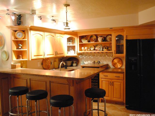 5233 S Ridgedale Dr E, Ogden, UT 84403 — photo 6
