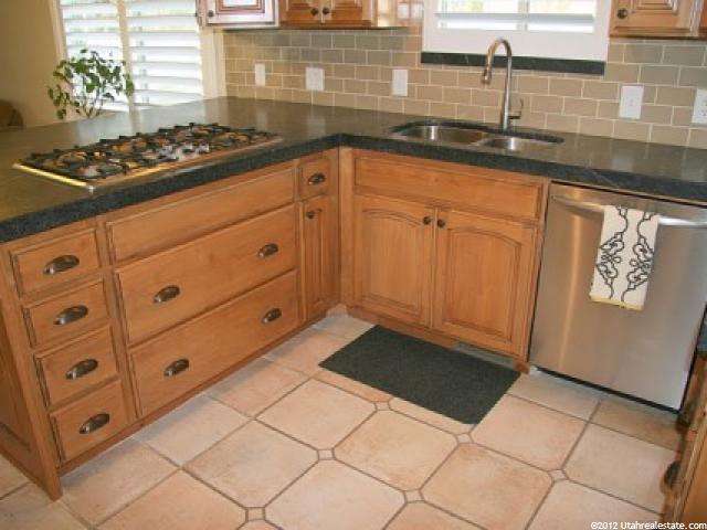 645 E 5900 S, Murray, UT 84107 — photo 6