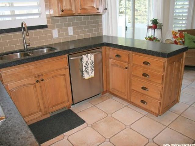 645 E 5900 S, Murray, UT 84107 — photo 7