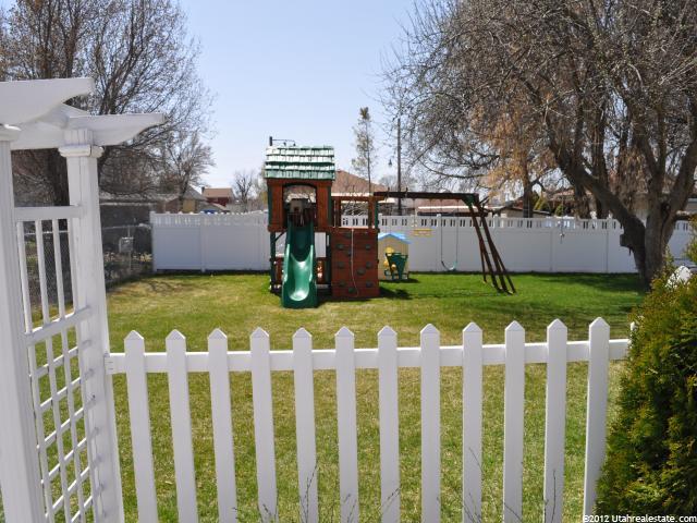 239 N 300 W, Smithfield, UT 84335 — photo 2