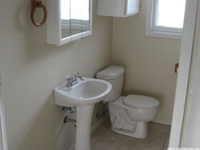 677 E 150 S, Kaysville, UT 84037 — photo 8