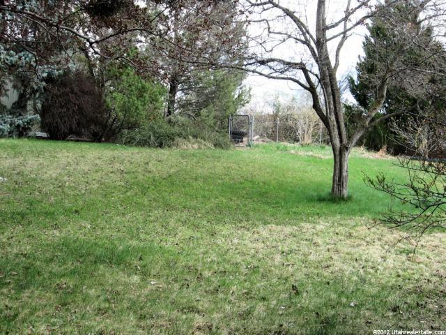 8757 S 1595 E, Sandy, UT 84093 — photo 5