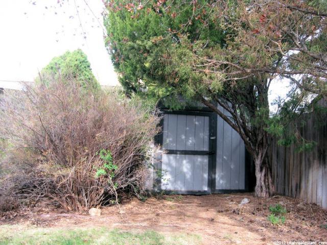 8757 S 1595 E, Sandy, UT 84093 — photo 10