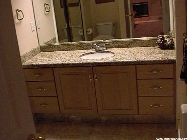 846 E Holroyd S, South Ogden, UT 84403 — photo 10