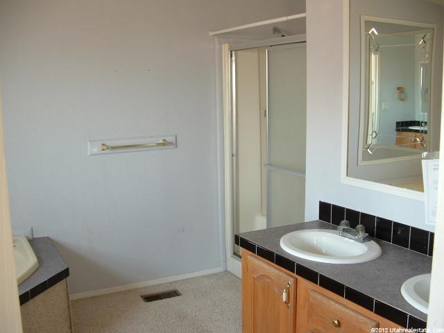 1884 E 4000 S, Vernal, UT 84078 — photo 3