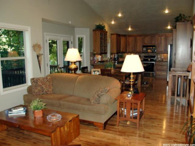 657 Apple Dr, Logan, UT 84321 — photo 3