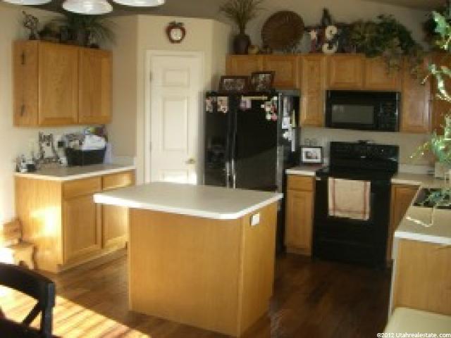 205 Sunstone Cir, Logan, UT 84321 — photo 3