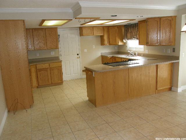 11618 S 1700 E, Sandy, UT 84092 — photo 8