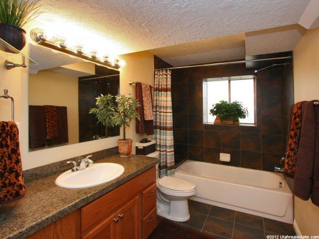 611 E Pali St, Sandy, UT 84070 — photo 4