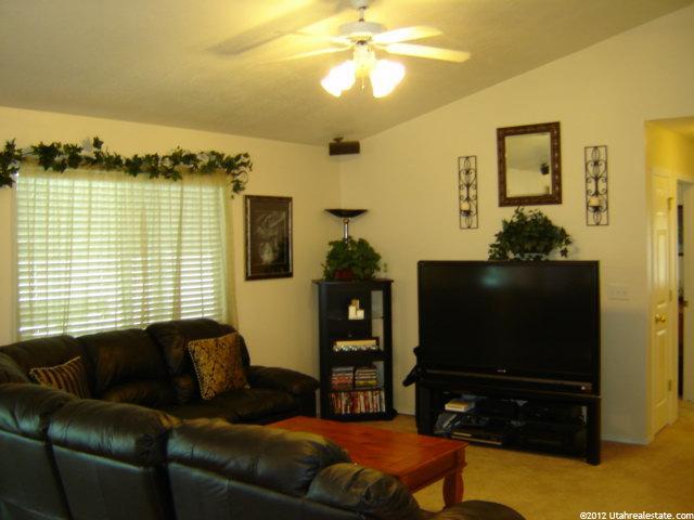 1097 E 1225 S, Clearfield, UT 84015 — photo 3