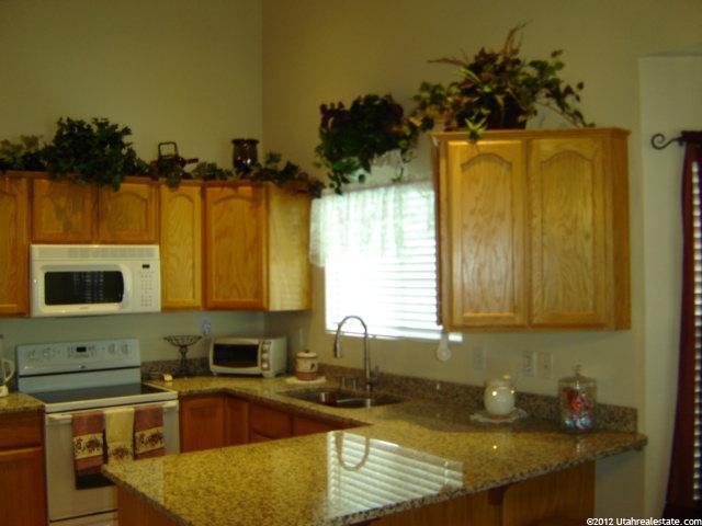 1097 E 1225 S, Clearfield, UT 84015 — photo 4