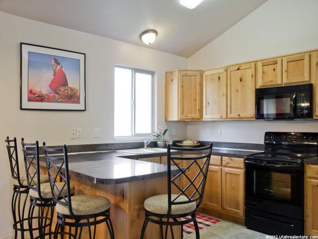682 E Colonial Ave N, Layton, UT 84041 — photo 8