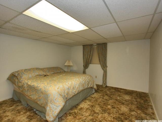 10332 S Silver Willow Dr E, Sandy, UT 84070 — photo 4