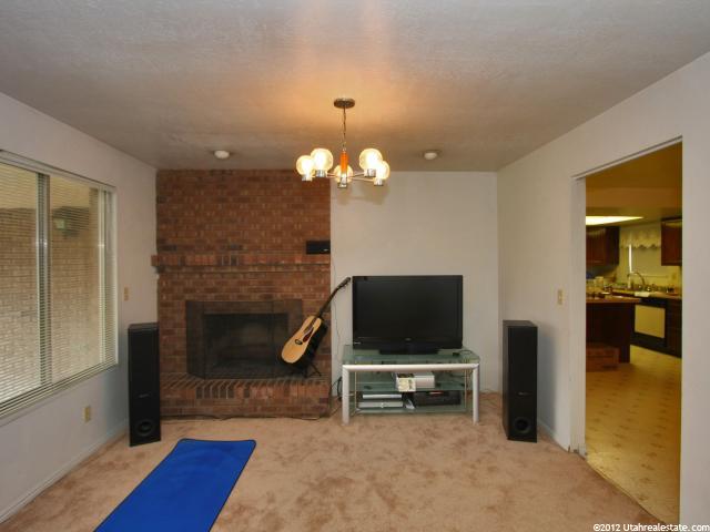 10332 S Silver Willow Dr E, Sandy, UT 84070 — photo 8