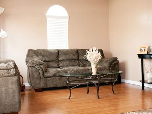 1676 S 925 W, Woods Cross, UT 84087 — photo 11