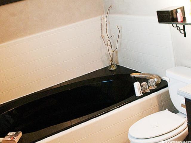 1676 S 925 W, Woods Cross, UT 84087 — photo 6
