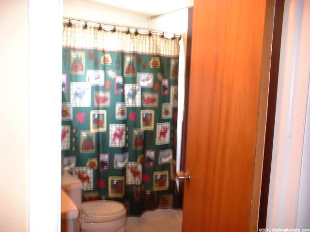 5736 S 2550 W, Roy, UT 84067 — photo 2