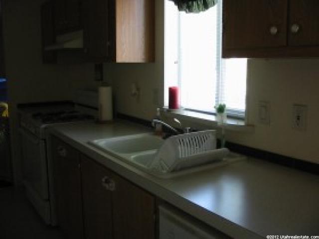 155 N Pingree Ave, Ogden, UT 84404 — photo 2