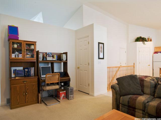 387 E Draper Downs Dr S, Draper, UT 84020 — photo 2