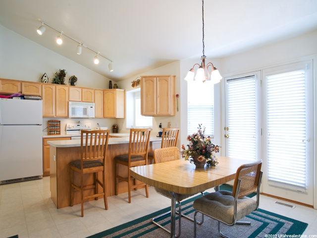 387 E Draper Downs Dr S, Draper, UT 84020 — photo 6