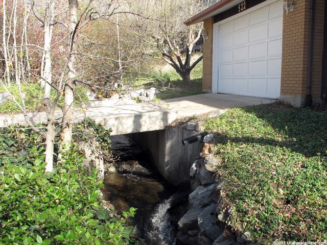 522 E Barnard St, Centerville, UT 84014 — photo 12