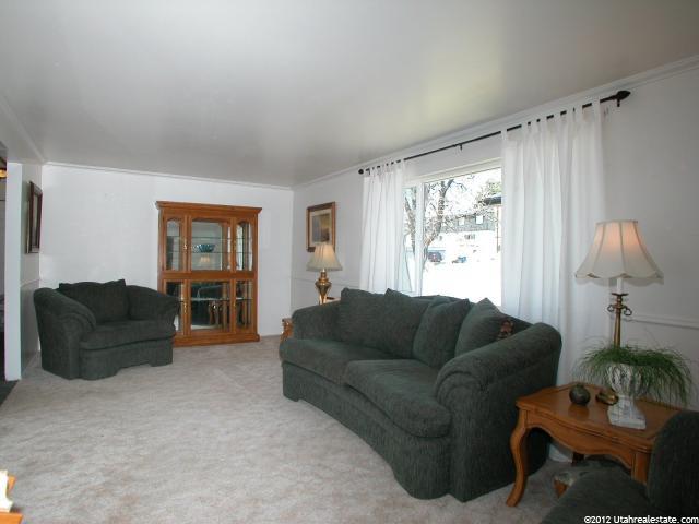 8431 S 1575 E, Sandy, UT 84093 — photo 5