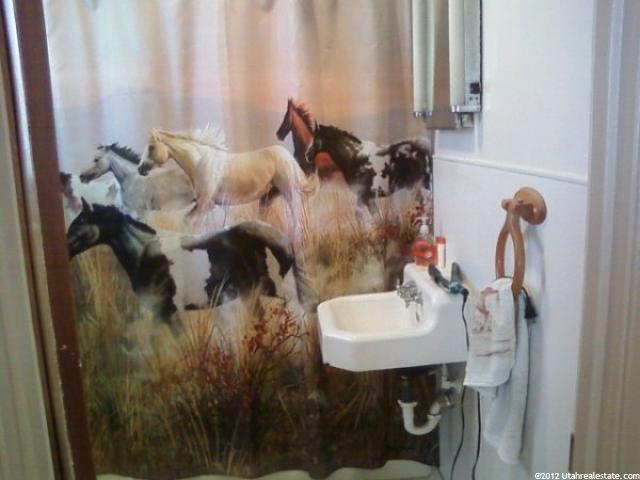 369 E Center St S, Clearfield, UT 84015 — photo 11