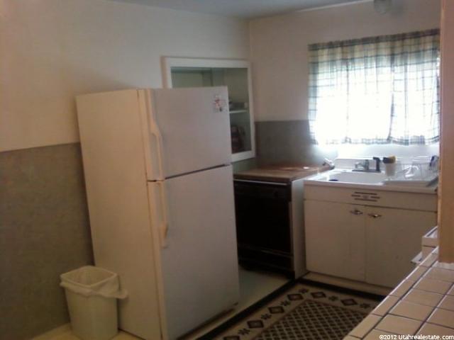 369 E Center St S, Clearfield, UT 84015 — photo 8