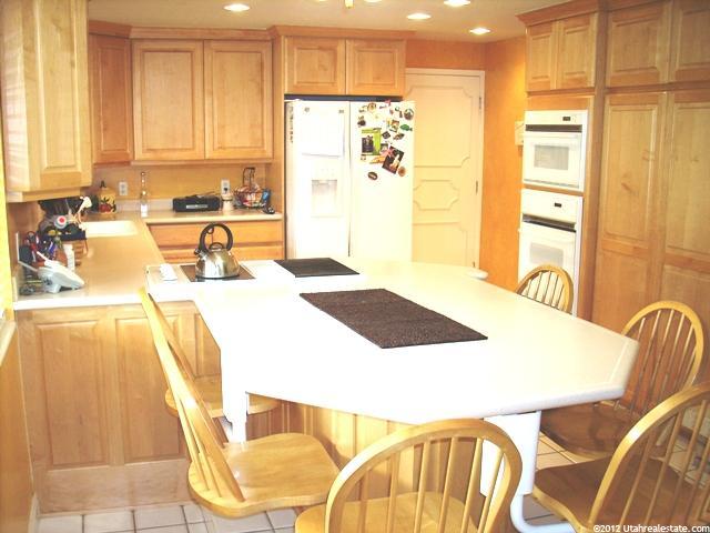 1984 S Claremont Dr, Bountiful, UT 84010 — photo 2